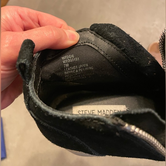 Steven madden weddgie booties size 7 - Picture 5 of 5